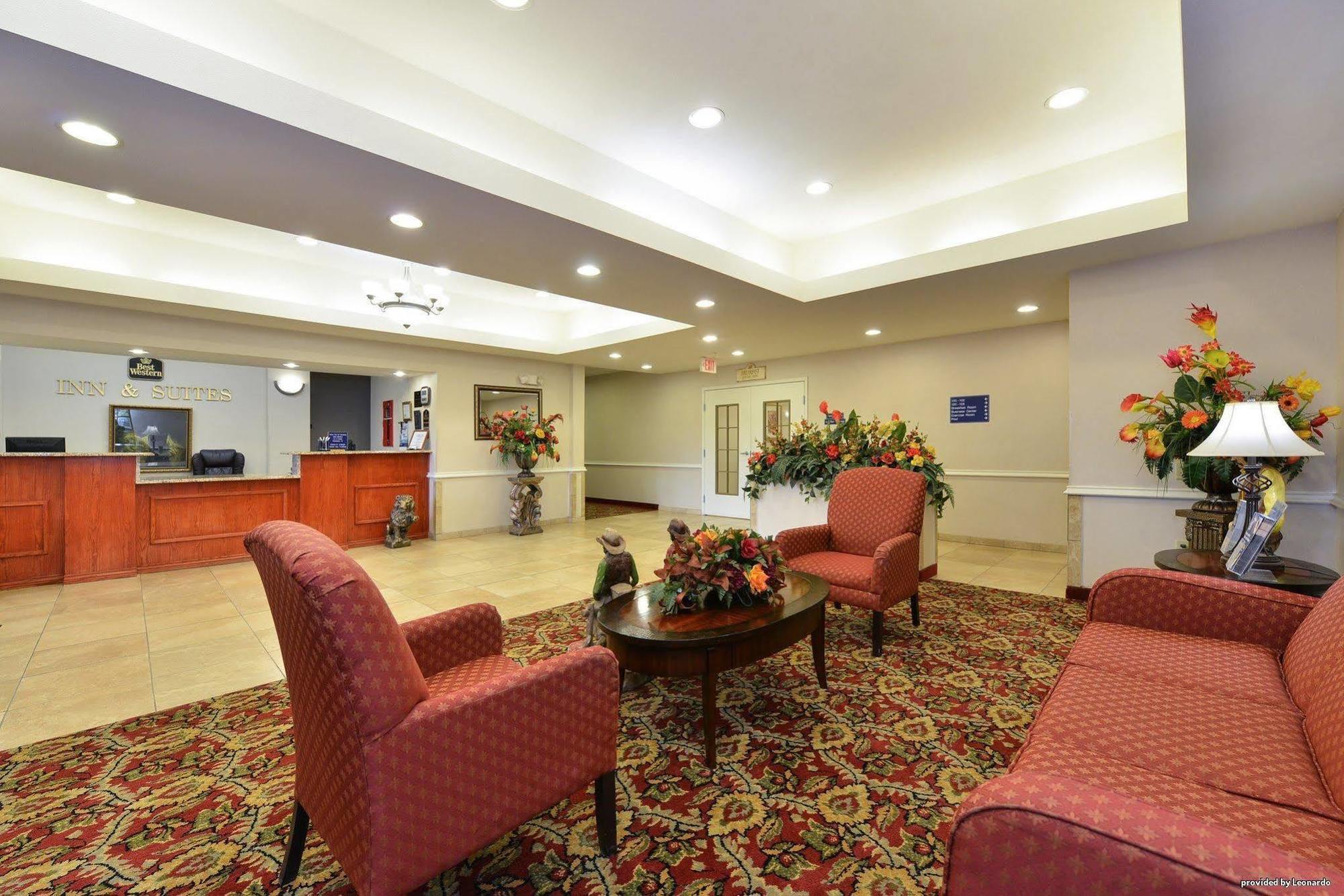 Western And Hotel 3*